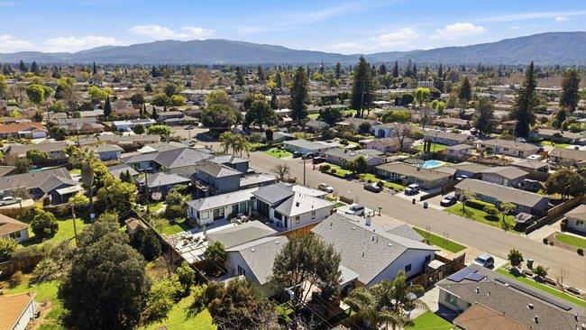 17881 Los Alamos Drive