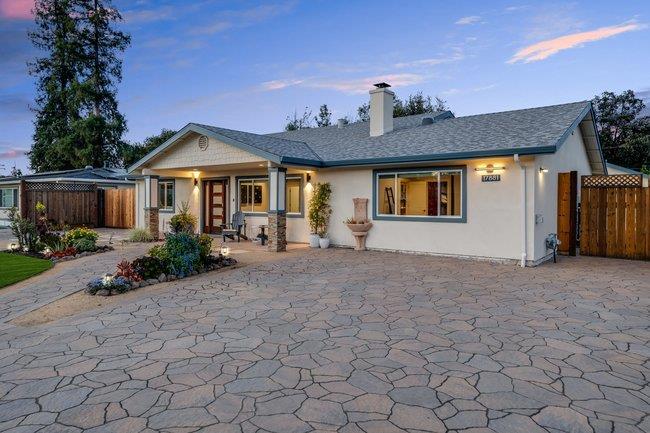 17881 Los Alamos Drive