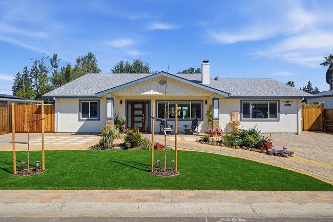 17881 Los Alamos Drive