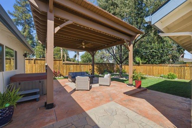 17881 Los Alamos Drive