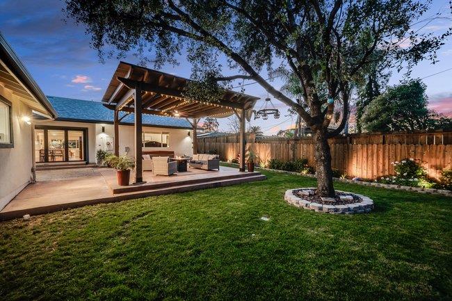 17881 Los Alamos Drive