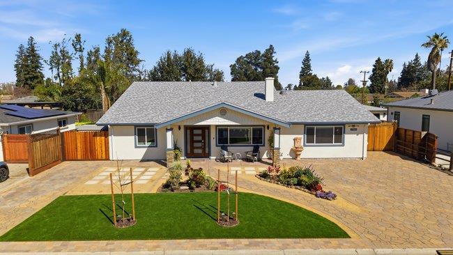 17881 Los Alamos Drive