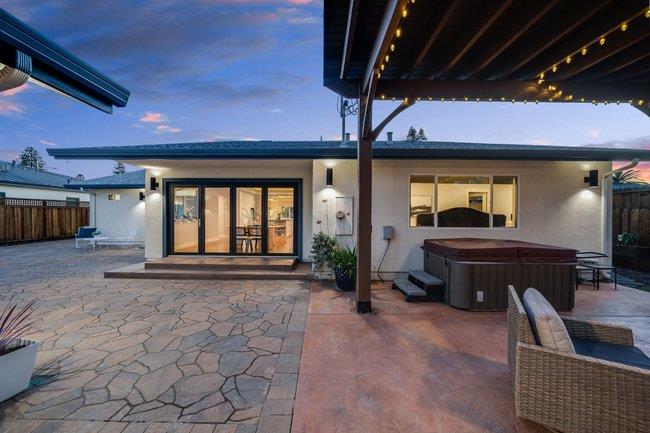 17881 Los Alamos Drive