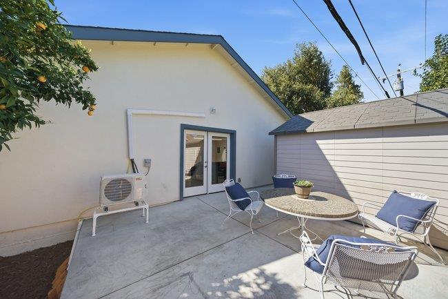 17881 Los Alamos Drive