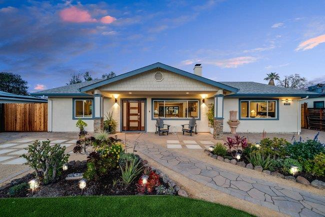 17881 Los Alamos Drive