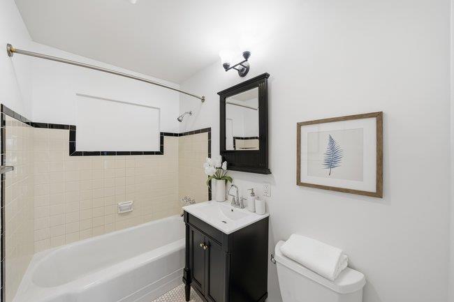 17881 Los Alamos Drive