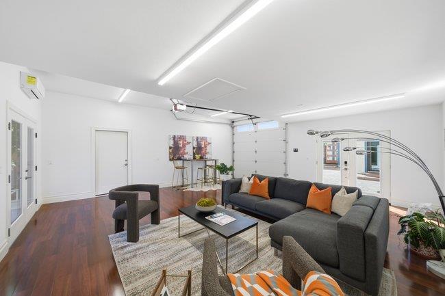 17881 Los Alamos Drive