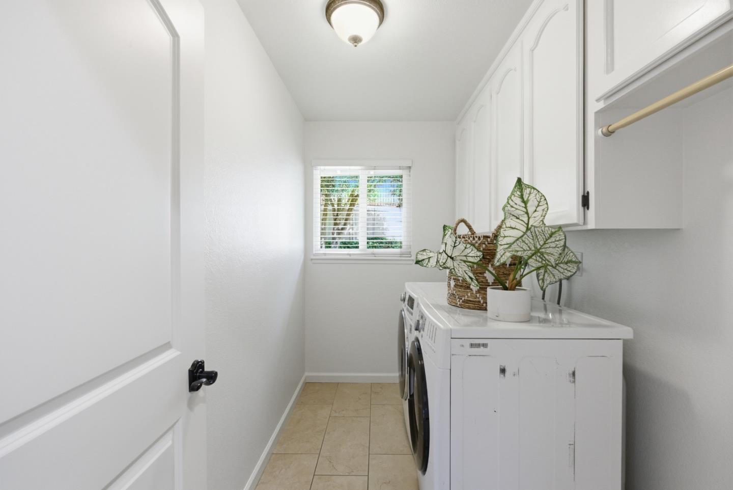 545 Bonnie View Court