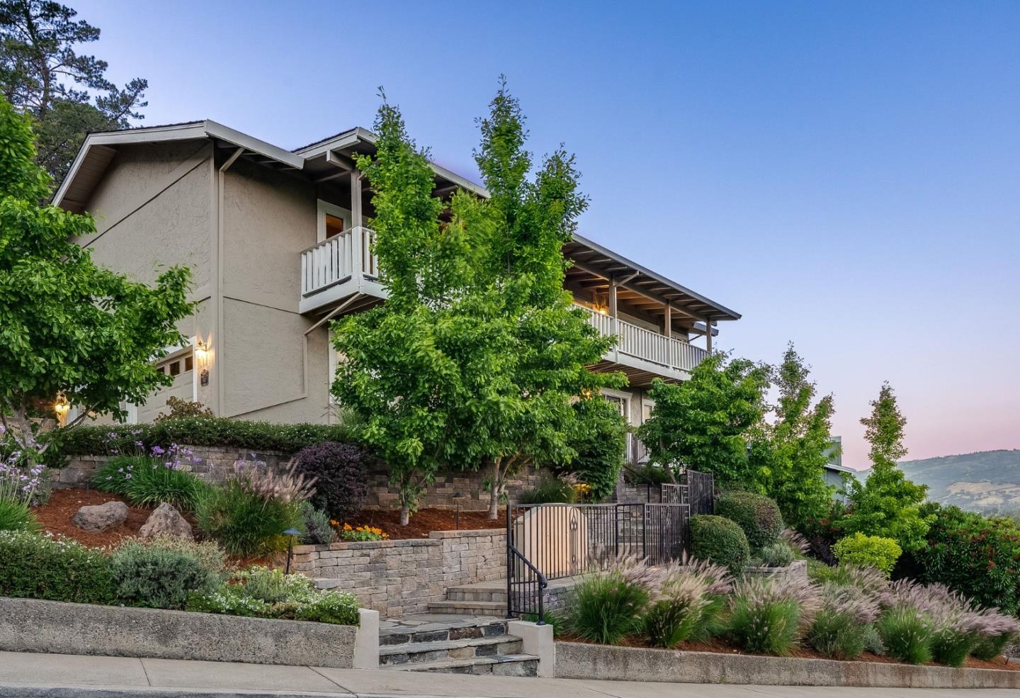 545 Bonnie View Court