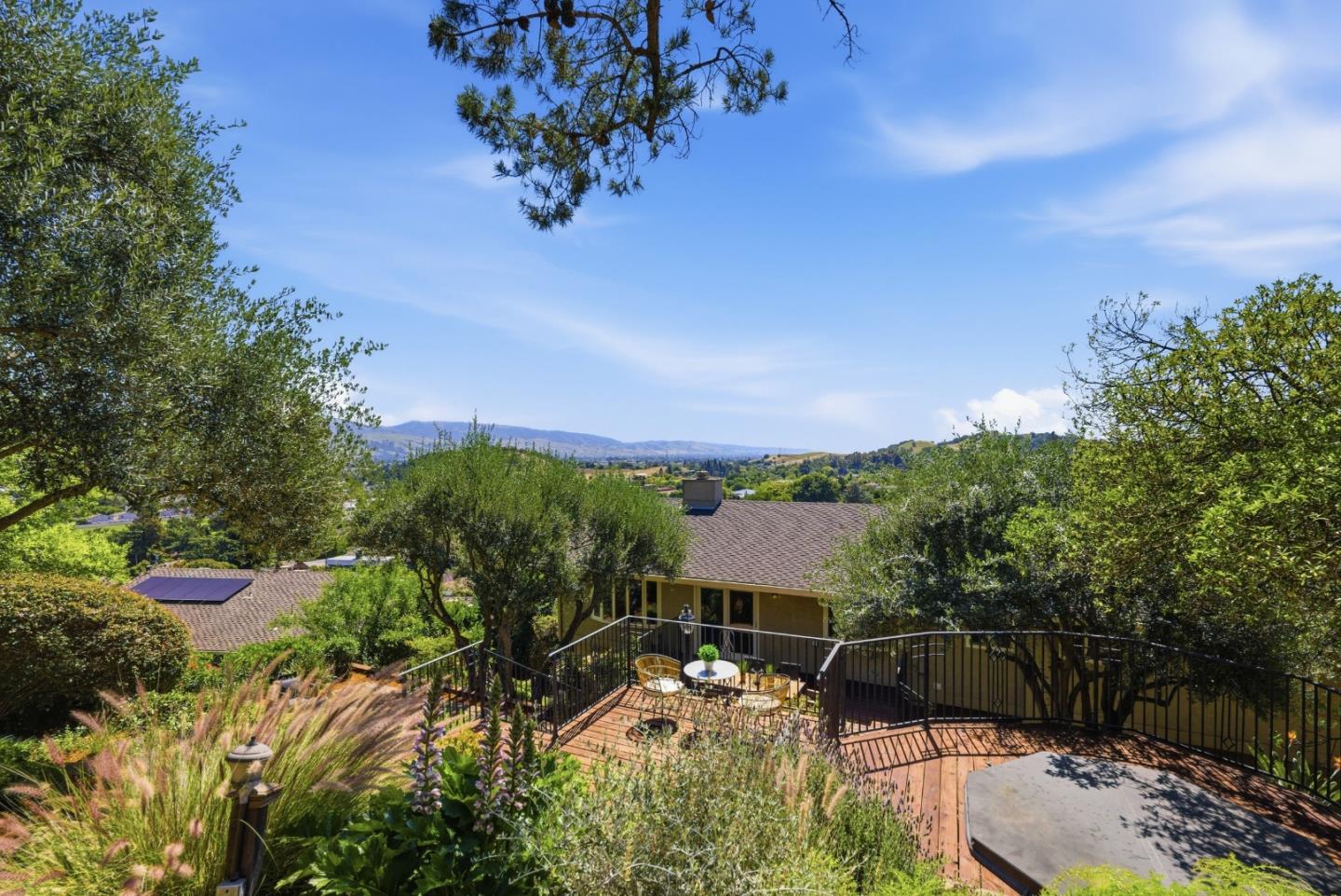 545 Bonnie View Court