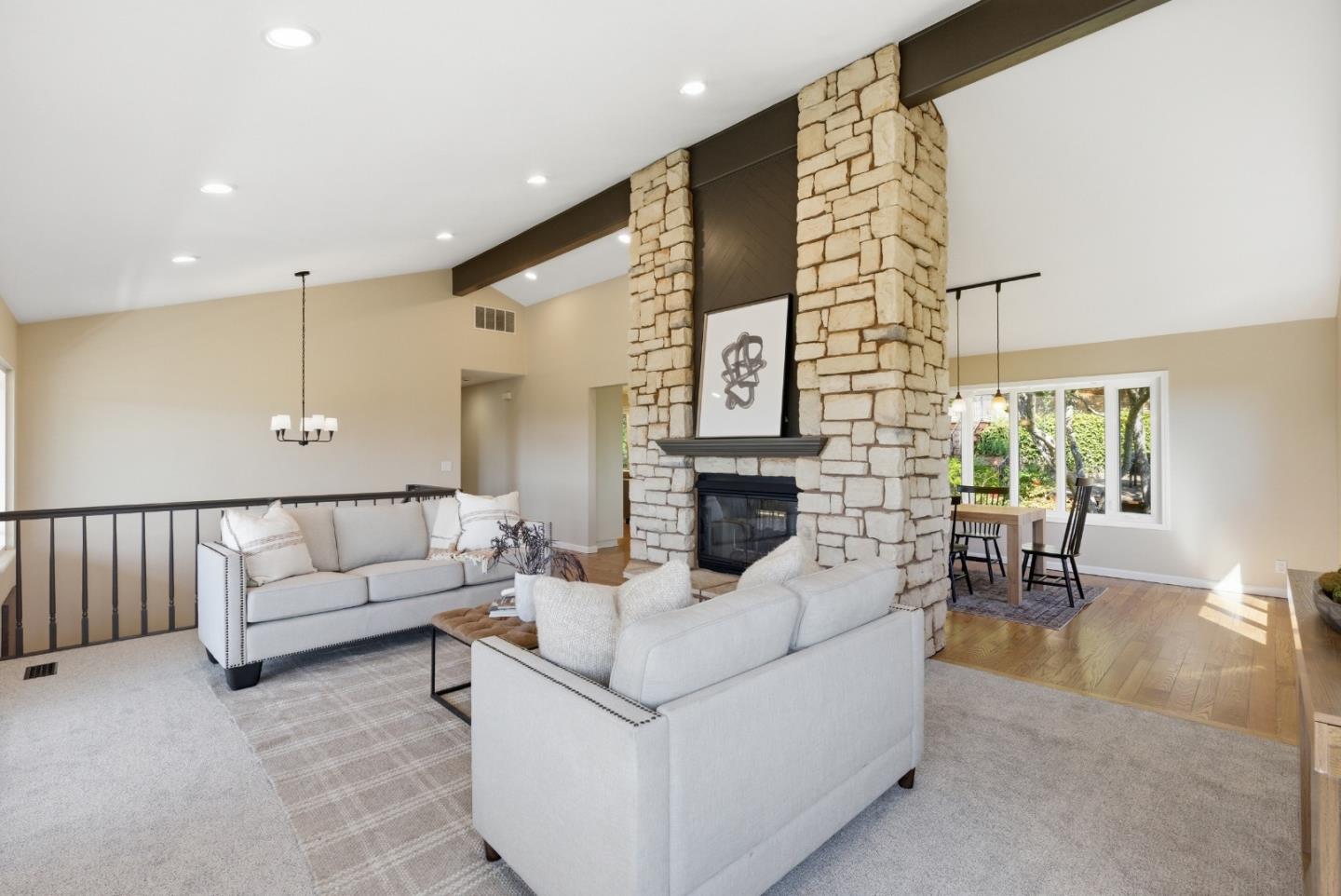 545 Bonnie View Court