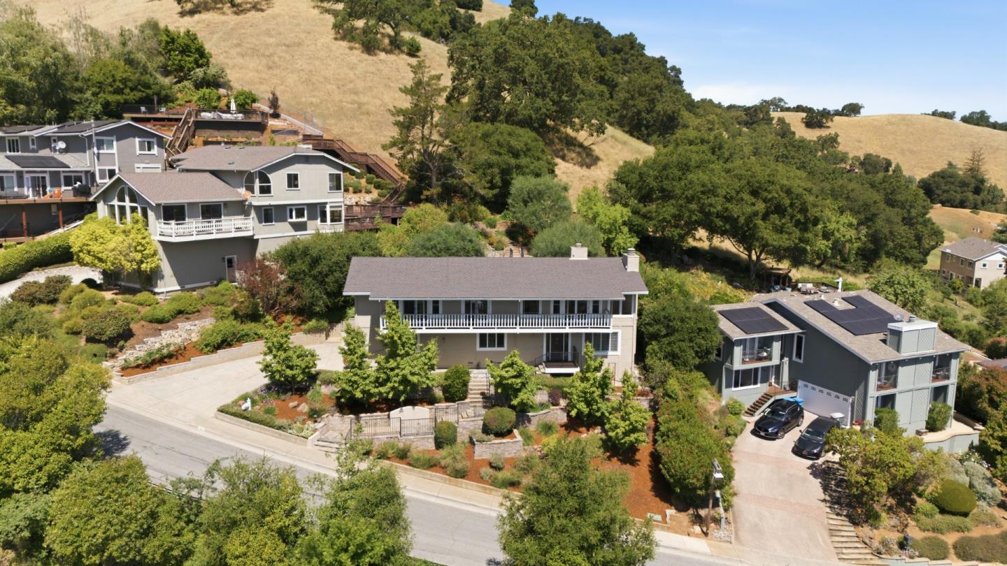 545 Bonnie View Court