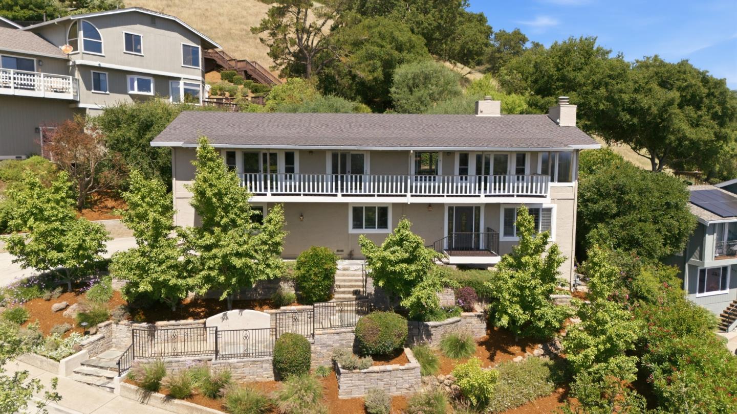 545 Bonnie View Court