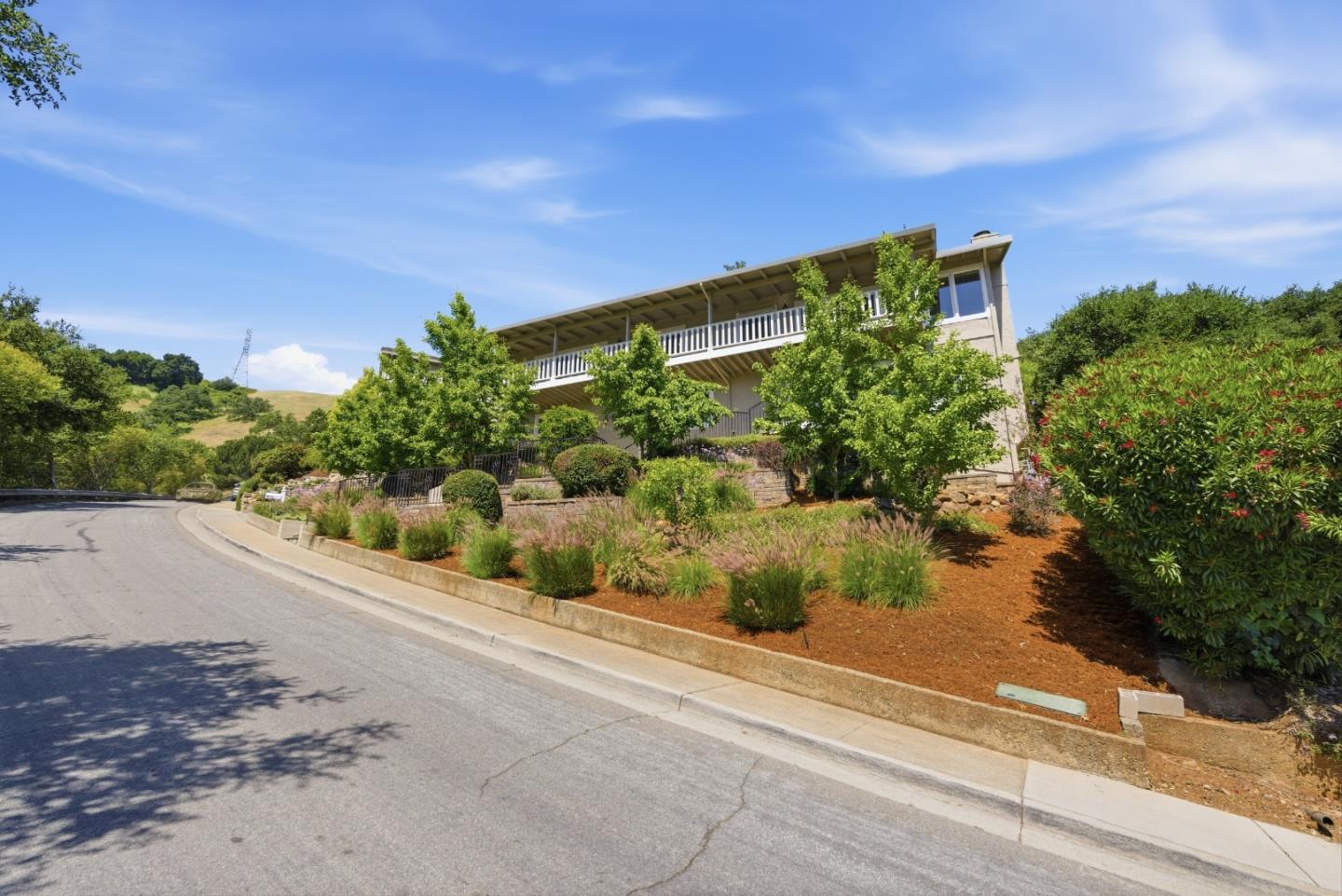 545 Bonnie View Court