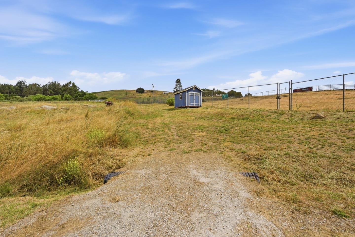 1584 Rocks Road