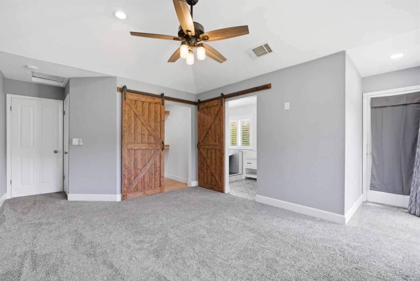 1584 Rocks Road