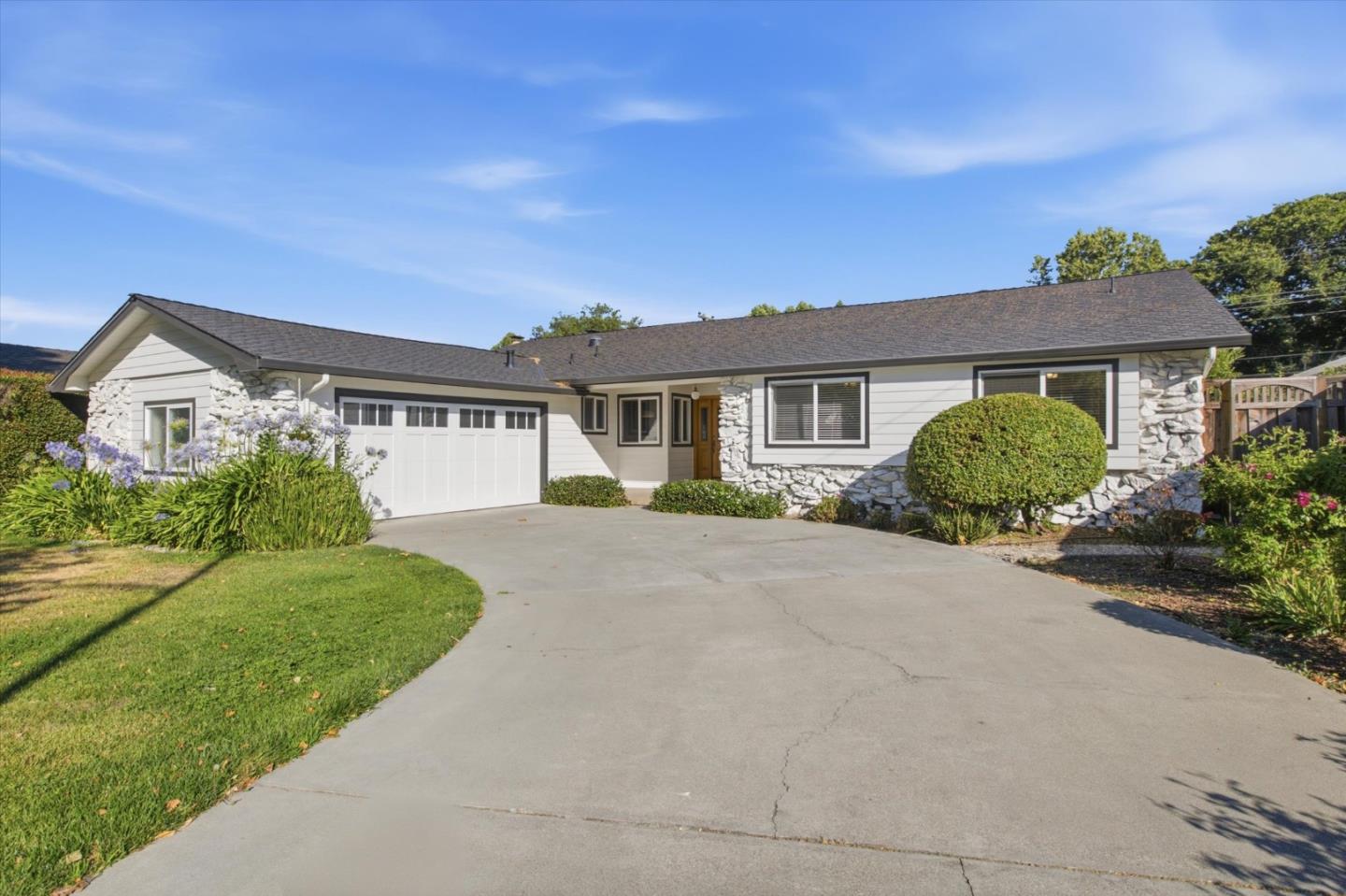1274 Norval Way