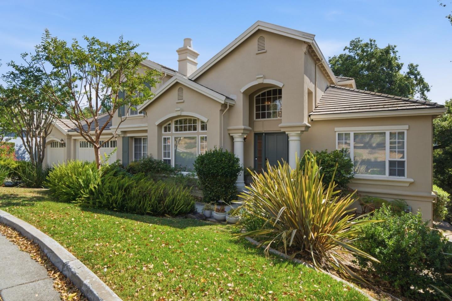 8411 Goldenrod CIR
