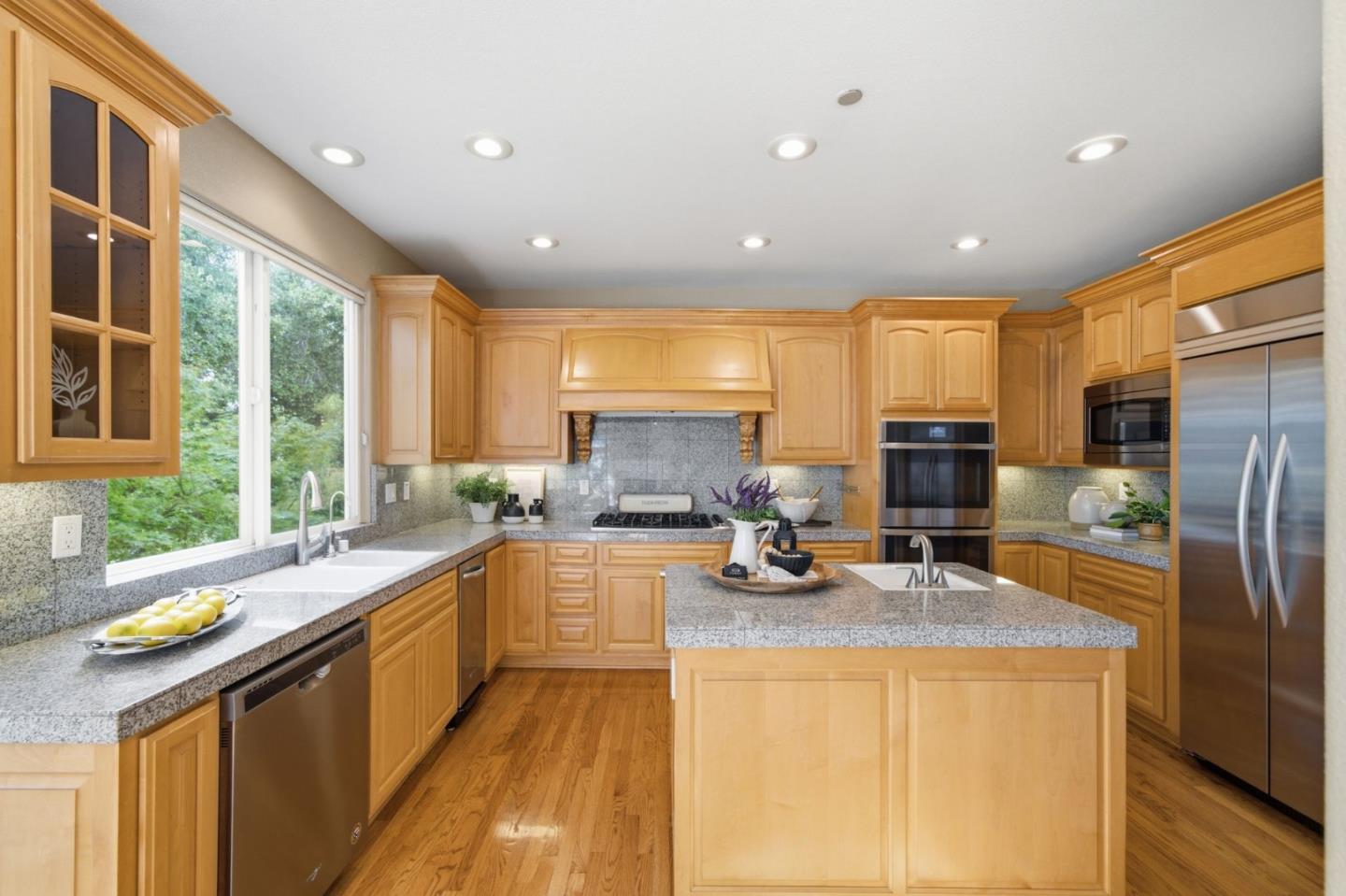 8411 Goldenrod CIR