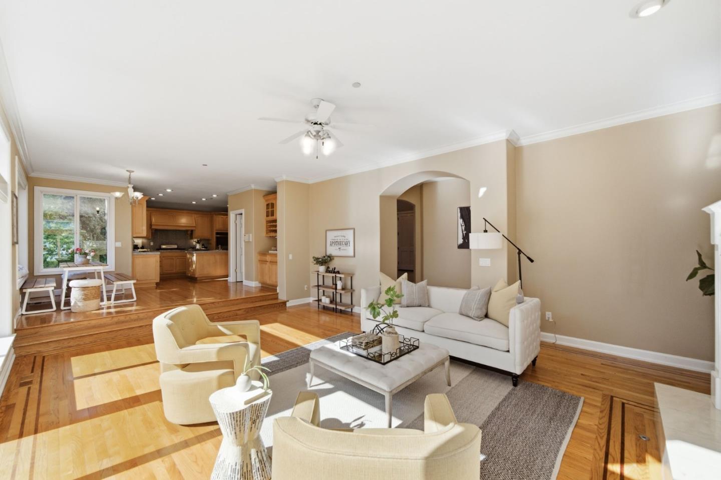 8411 Goldenrod CIR