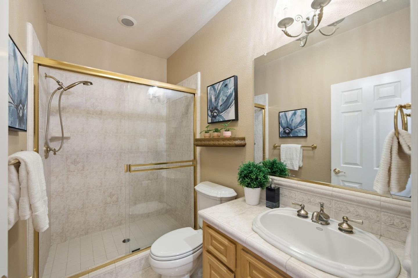 8411 Goldenrod CIR
