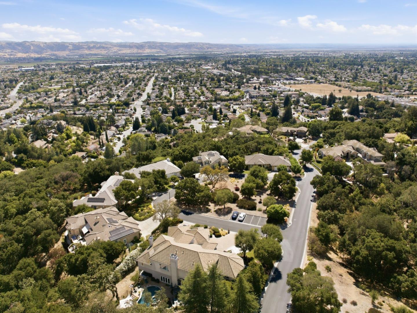 8411 Goldenrod CIR