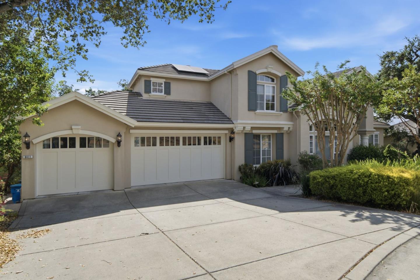 8411 Goldenrod CIR