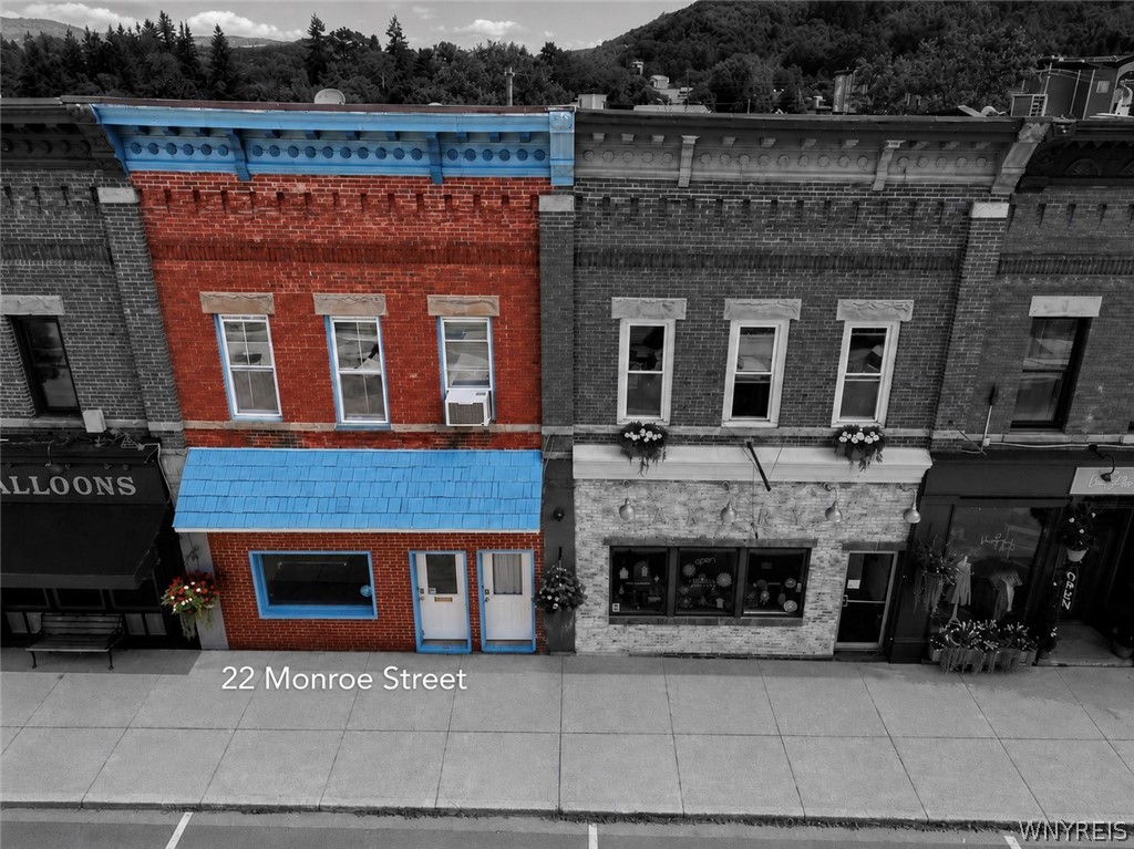 22 Monroe Street
