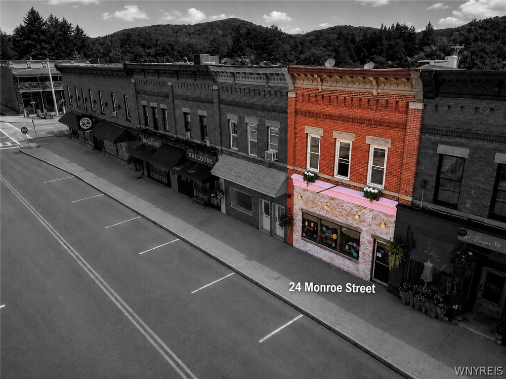 24 Monroe Street