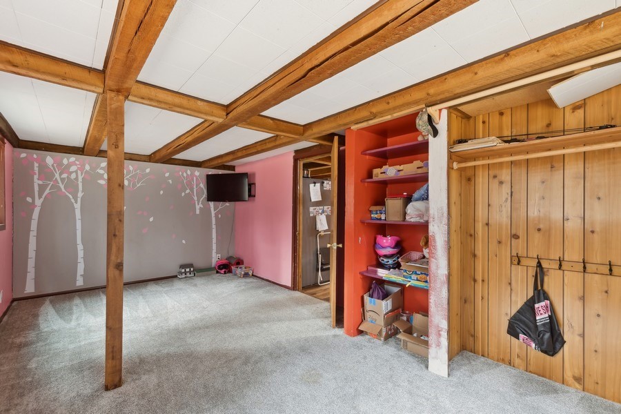 111 Terning Drive W