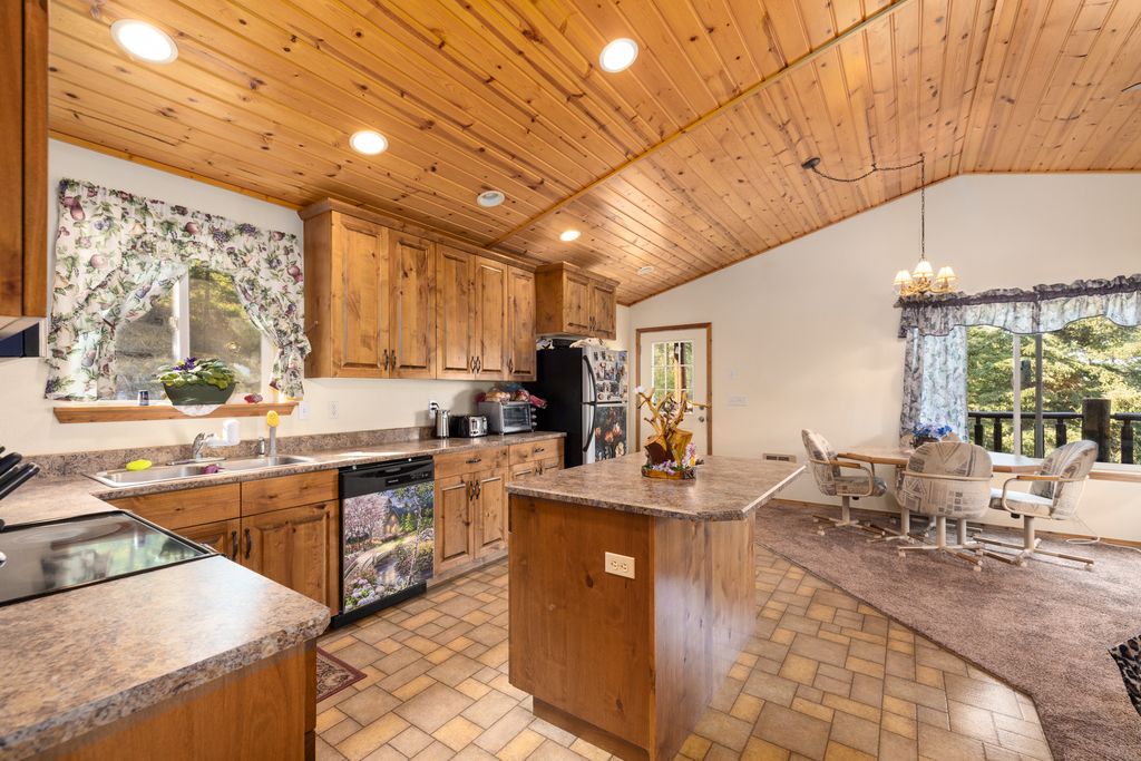 40961 US Hwy 93