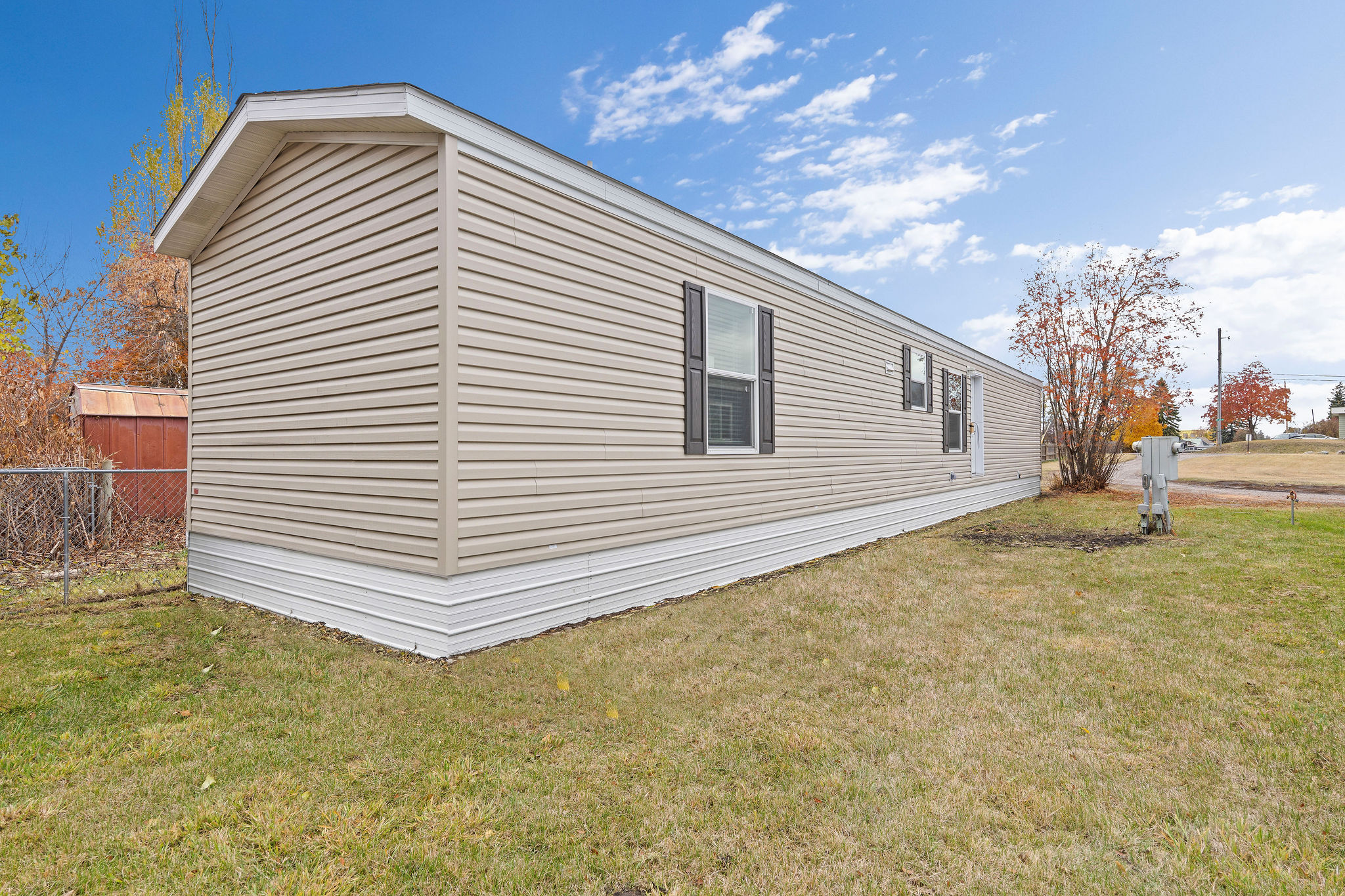 809 9th Street W 14