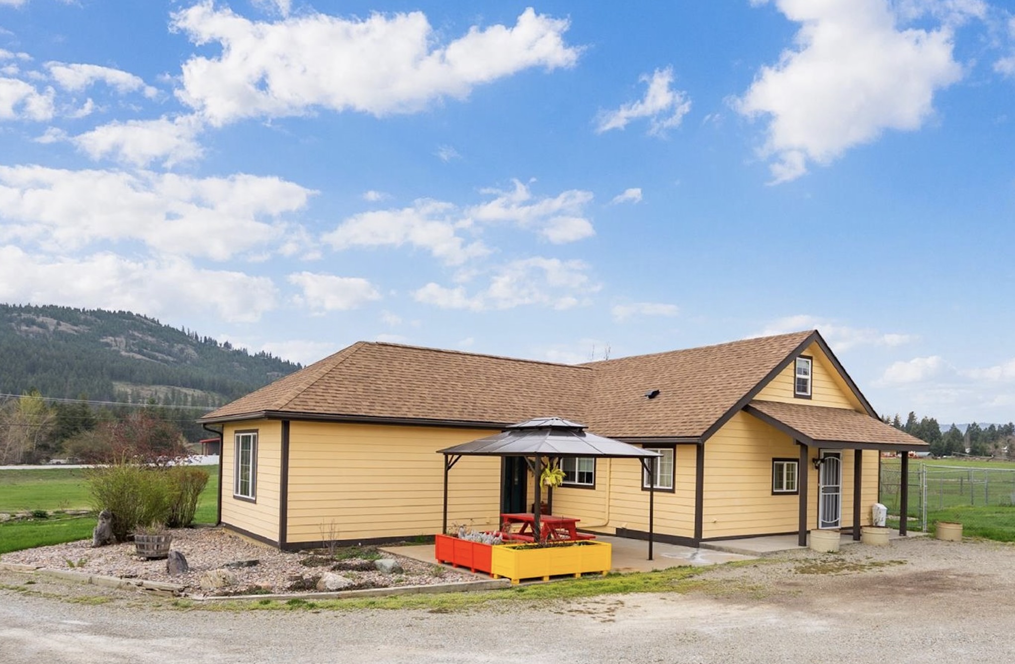 2149 US Hwy 2 W