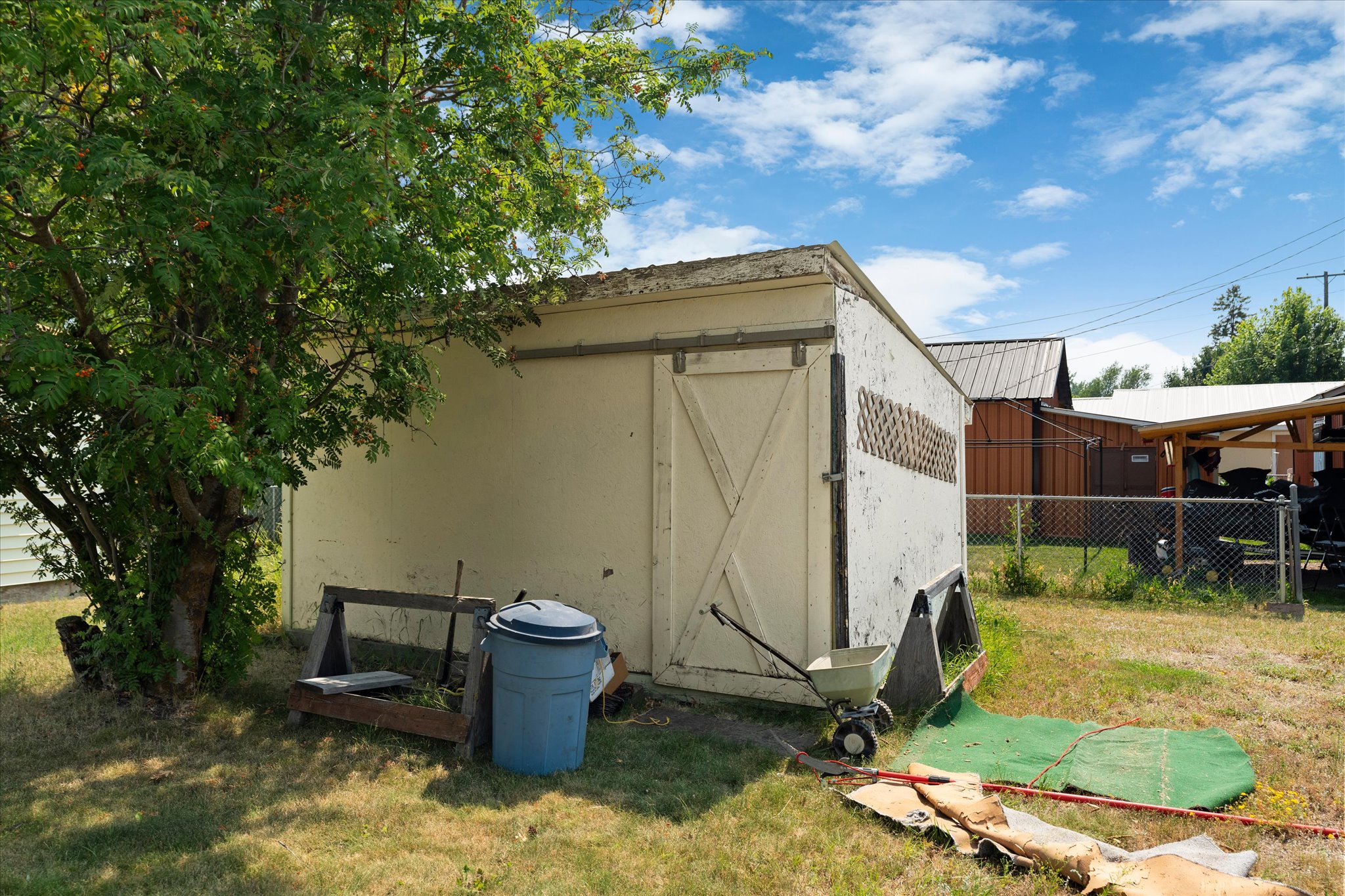 1506 4th Avenue W