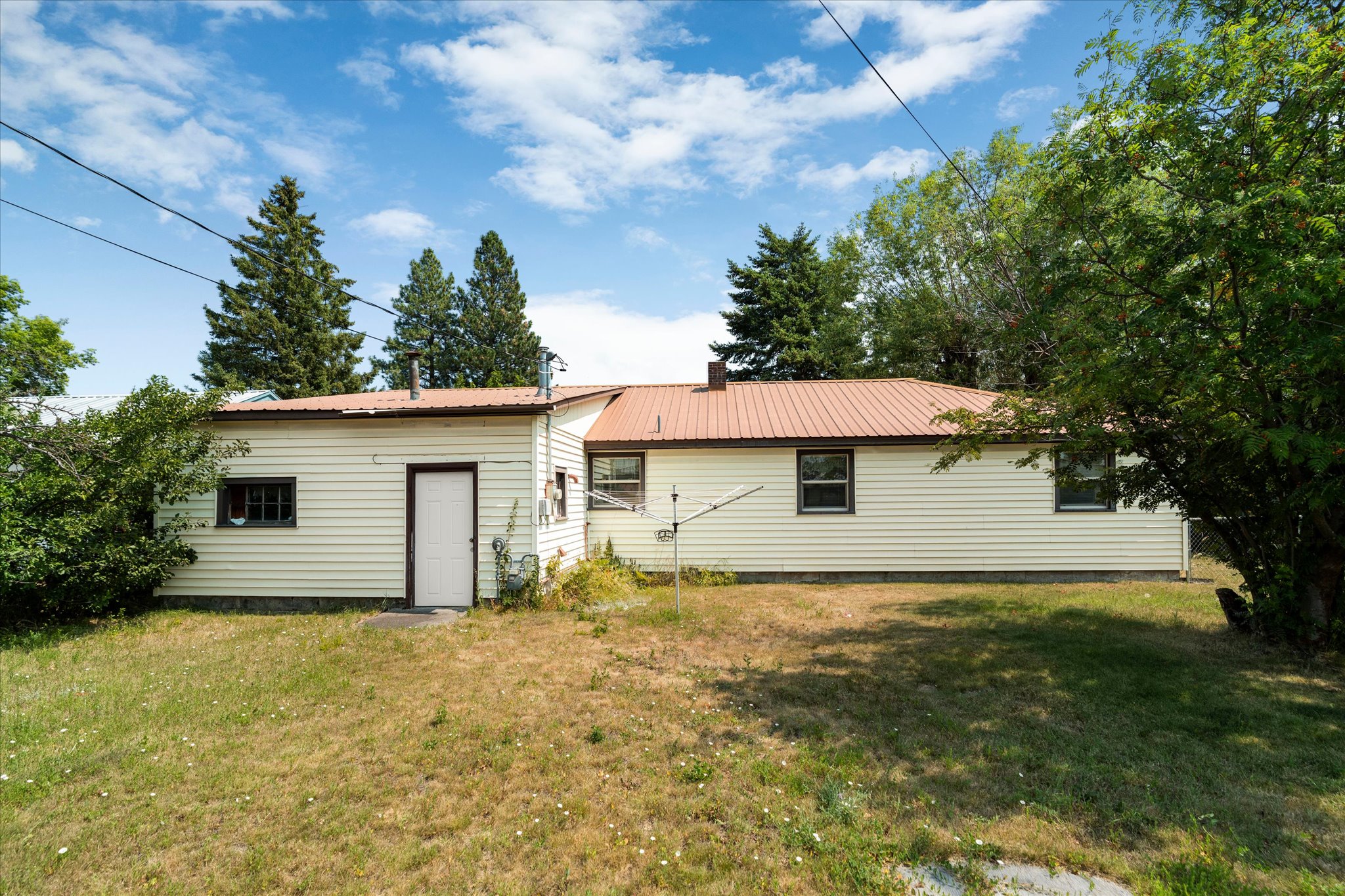 1506 4th Avenue W