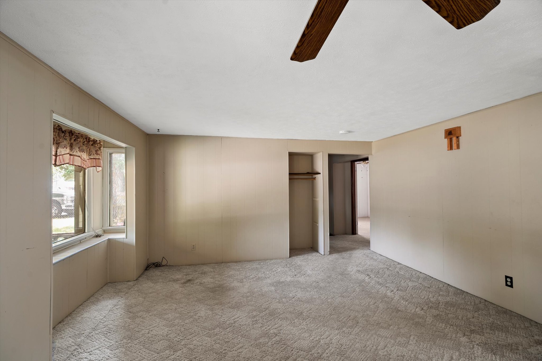 1506 4th Avenue W