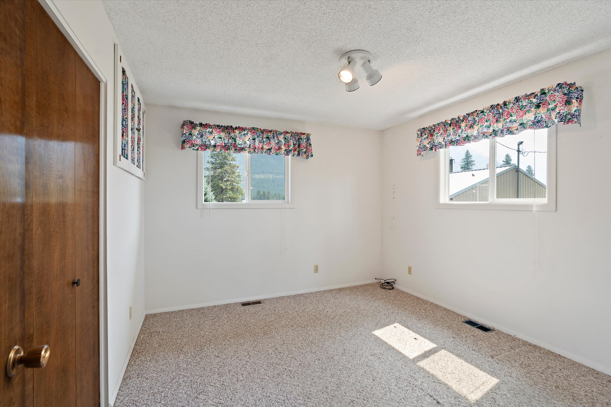 600 Jensen Road