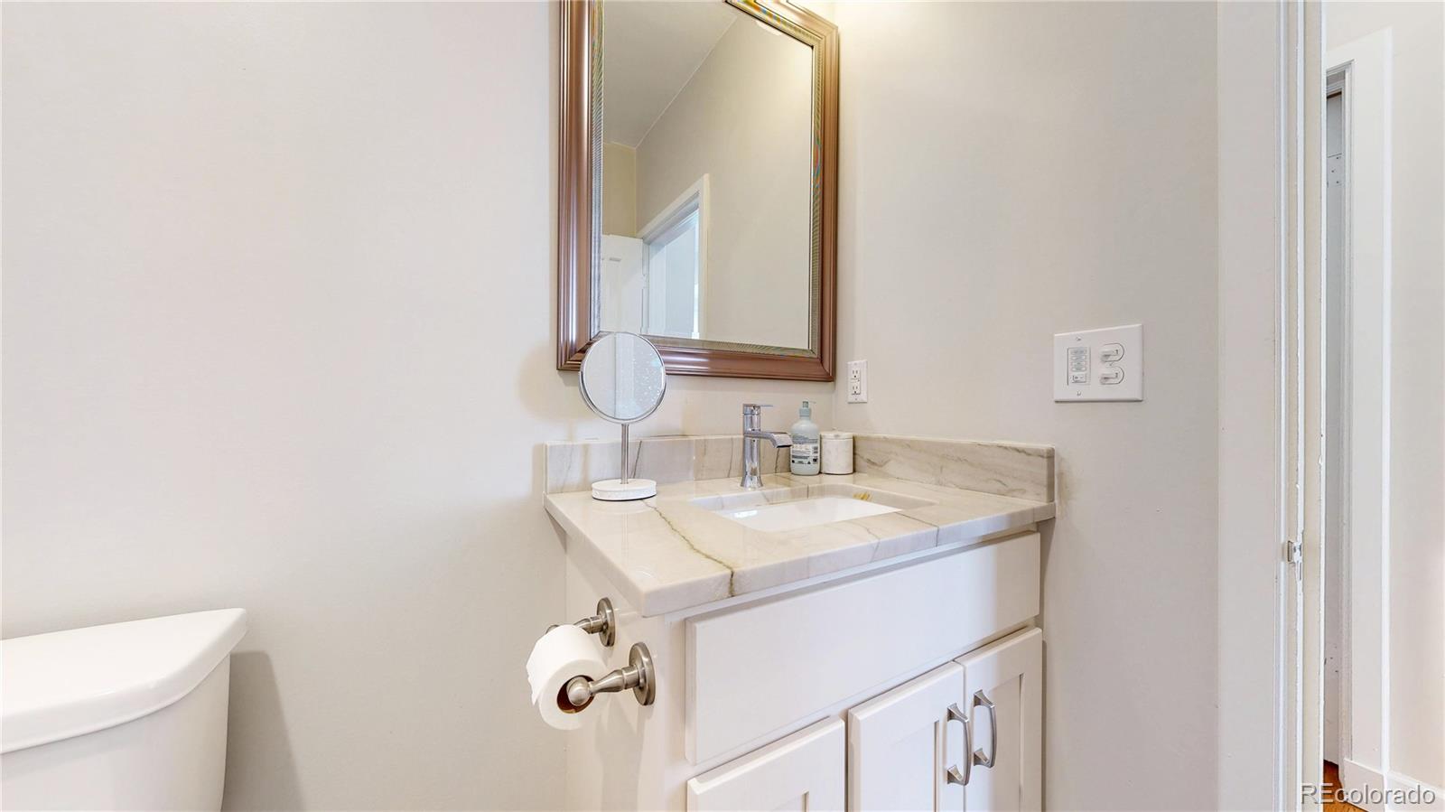 1325 Dahlia Street Unit: B