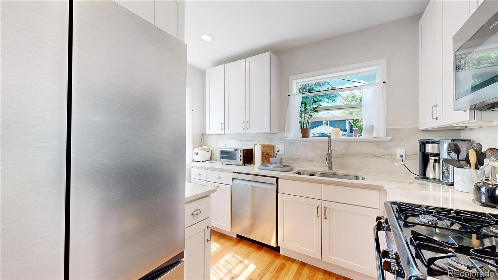 1325 Dahlia Street Unit: B