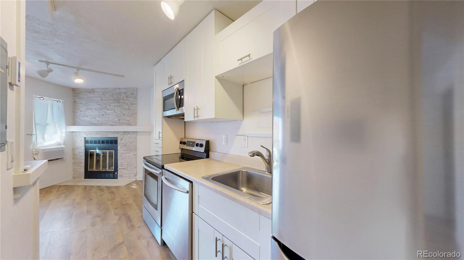 1934 18th Street Unit: 8