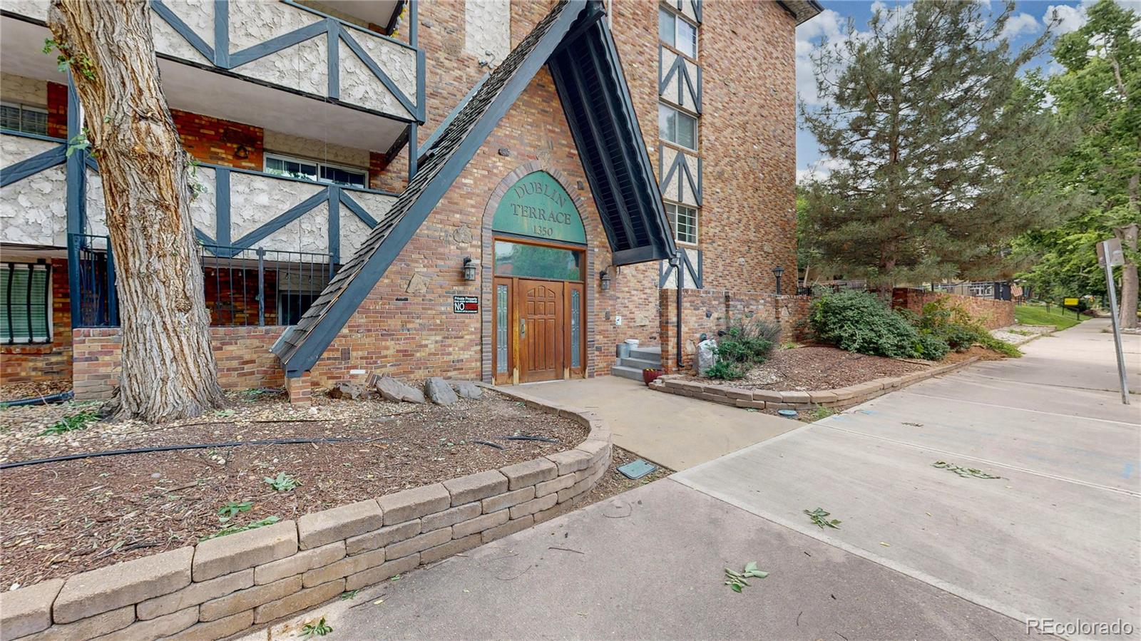 1350 Josephine Street Unit: 101