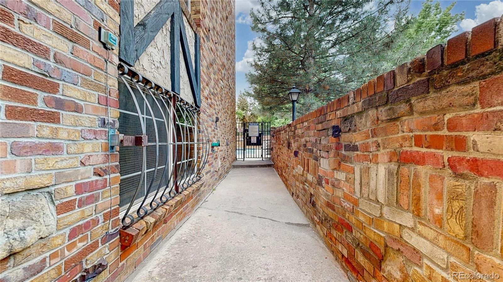 1350 Josephine Street Unit: 101