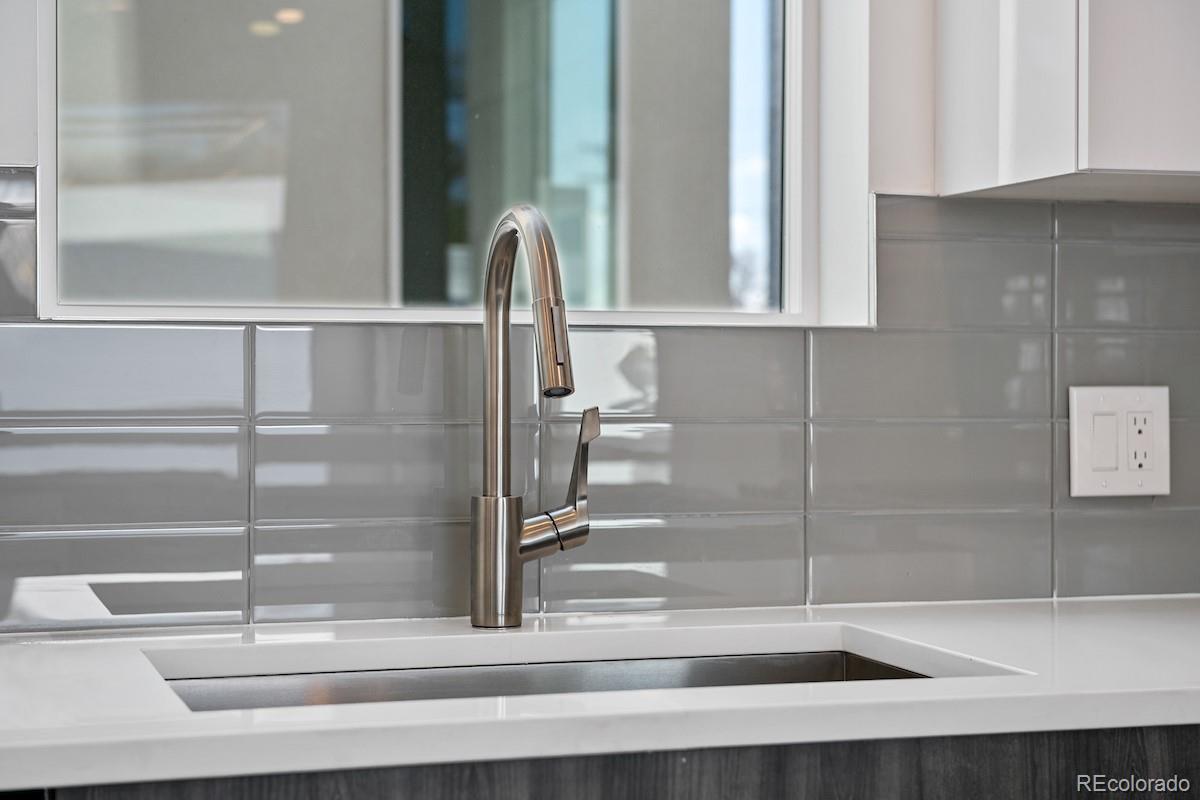 1624 Irving Street Unit: 1