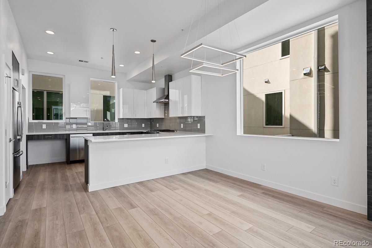 1624 Irving Street Unit: 1