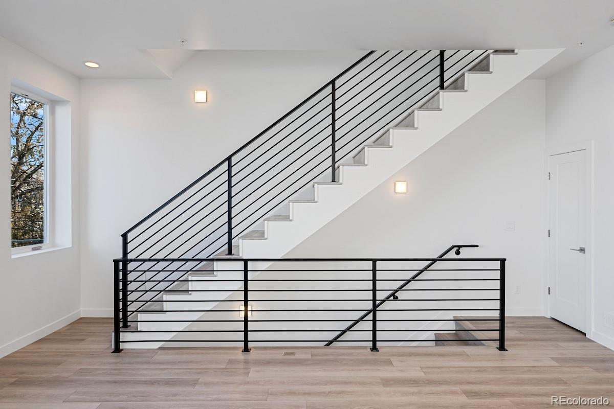 1624 Irving Street Unit: 1