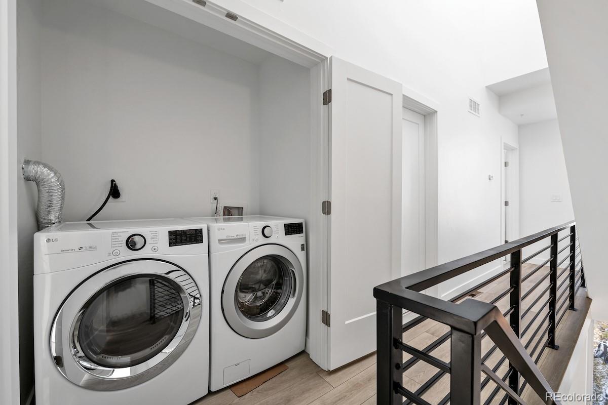 1624 Irving Street Unit: 1