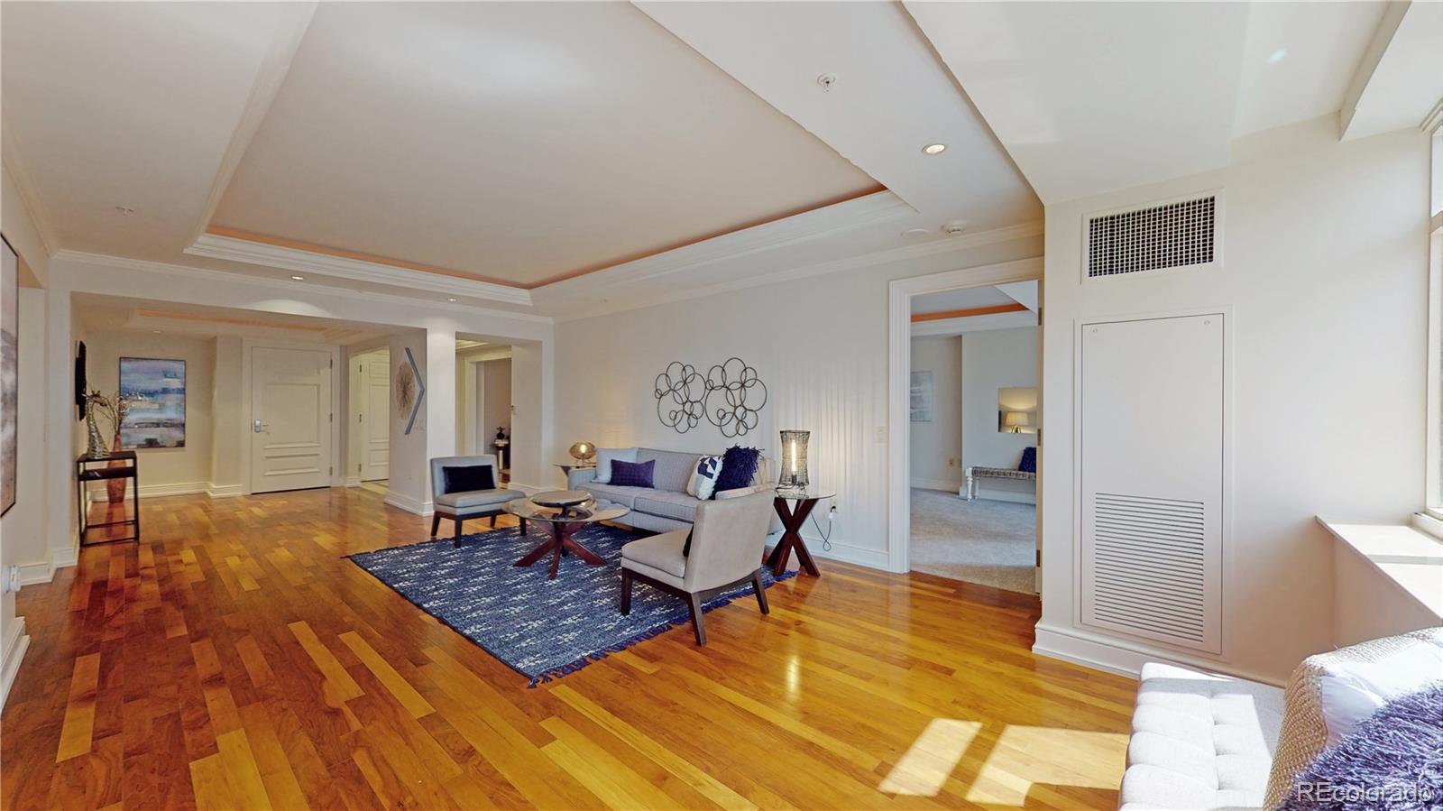 1891 Curtis Street Unit: 1613a