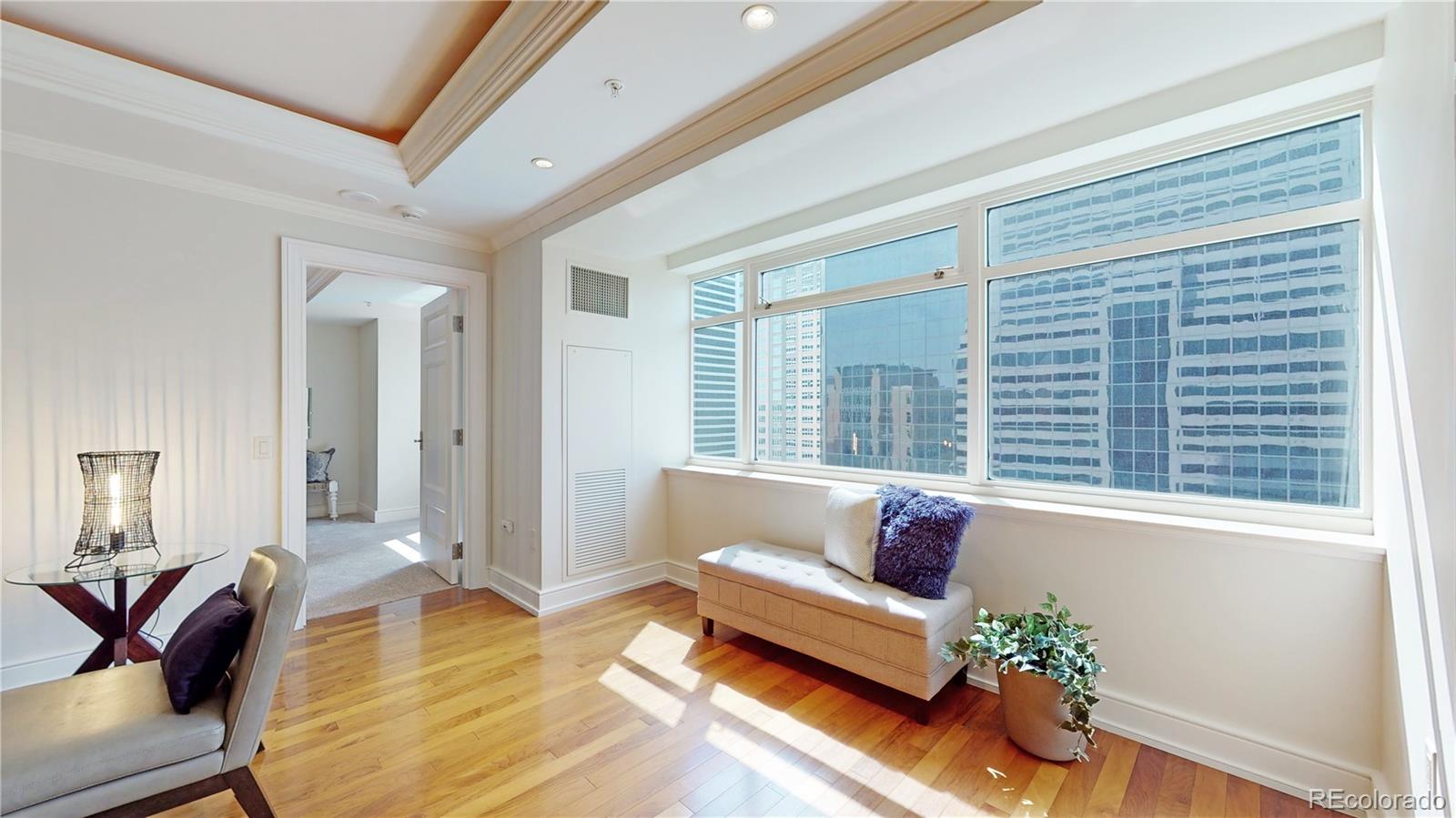 1891 Curtis Street Unit: 1613a
