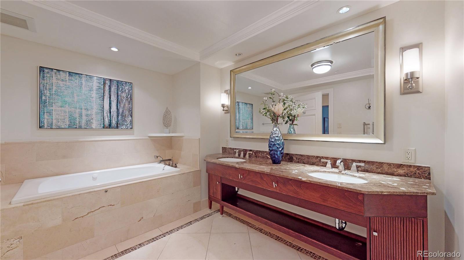 1891 Curtis Street Unit: 1613a
