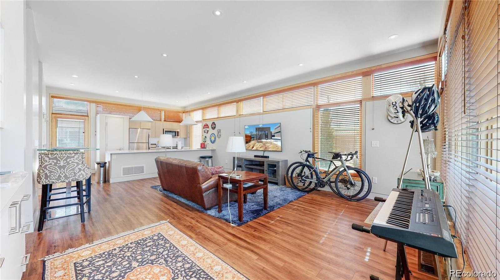 1636 Osceola Street Unit: 200